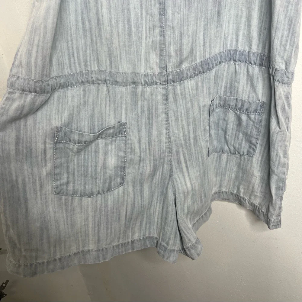 C&C California Surf Wash Chambray Romper Size S